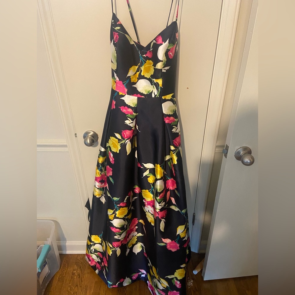 Eliza J Floral Print V Neck Ballgown in Navy